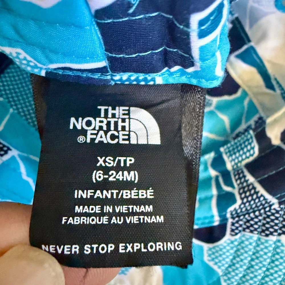 The North Face Infant Sun Hat Blue Geo Print Size 6-24M Chin Tie UPF 40 Brim